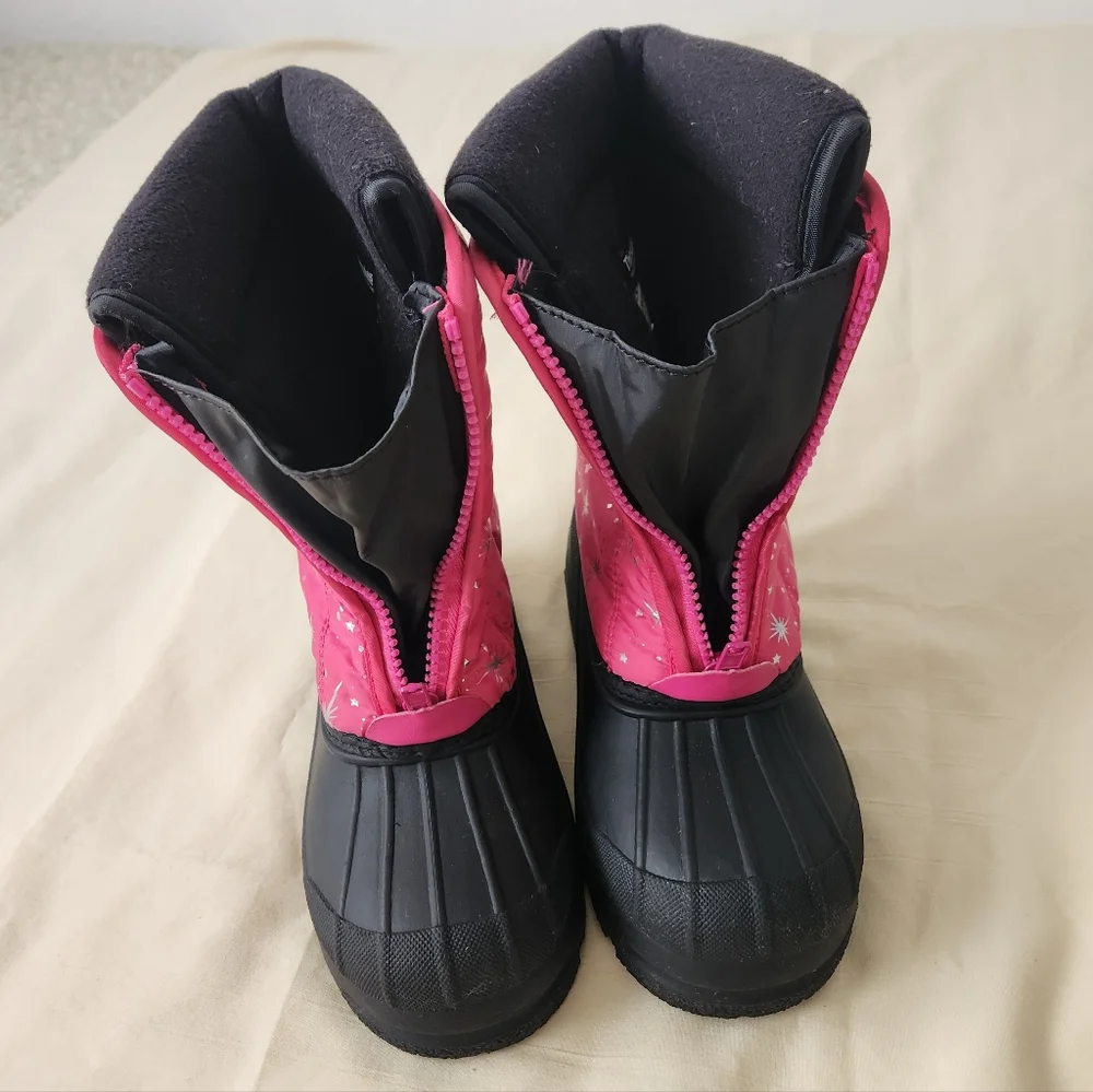Dream Pairs Pink and Black Snow Boots Size 3